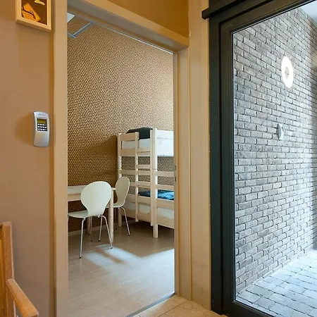 Leuven City Hostel Λουβέν